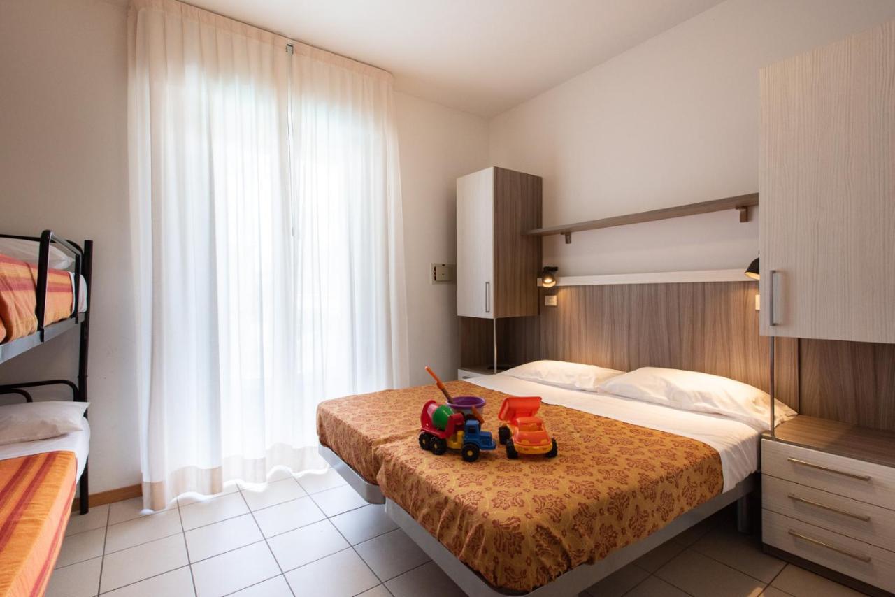 La Plata Hotel - Con Piscina Riccione Dış mekan fotoğraf