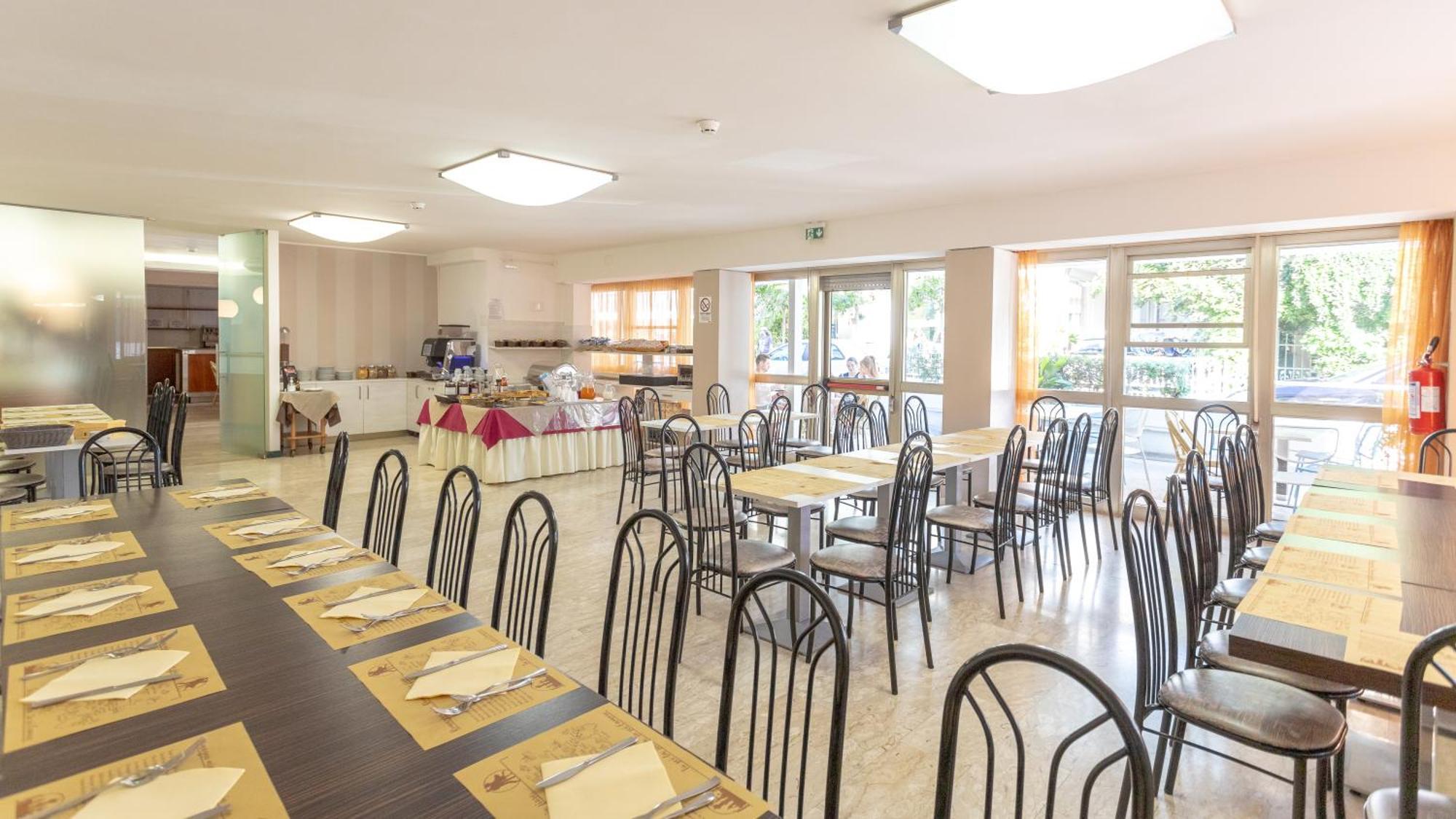 La Plata Hotel - Con Piscina Riccione Dış mekan fotoğraf